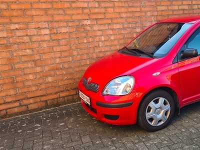 Toyota yaris 1.3 vvti 2004 Export