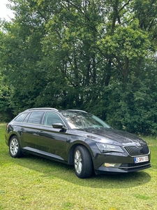 Skoda Superb 1.6 tdi FULL OPTION