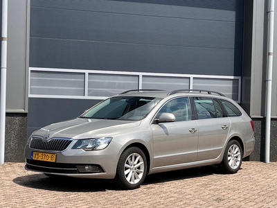 Skoda Superb Combi 2.0 TDI Sprint Pro bj.2013 Leder|Navi|Tre