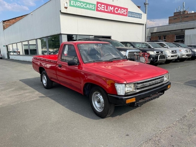 Toyota Hilux 2.4D 4x2 enkele cabine