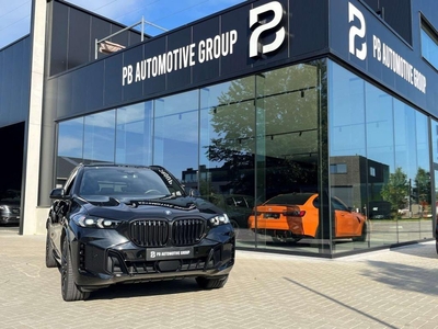 BMW X5 xDrive50e M-Sport Pro-Black on Black-Pano-HK-22