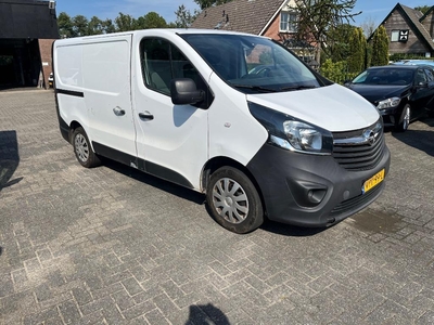 Opel Vivaro 1.6 CDTI. 2016 123000 km. !!