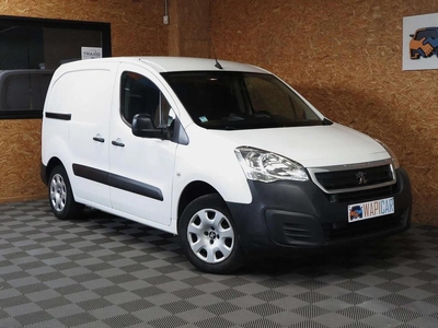 Peugeot Partner 1.6 essence 3places*clim*navi*euro6