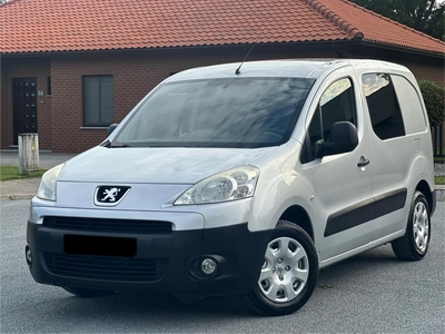 Peugeot Partner Lichtevracht 3zit 1.6hdi 90pk