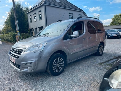 Peugeot Partner Tepee 1.2 PureTech Style,Airco,Sensoren,...