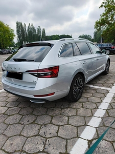 Superb 1.4TSI iV DSG L&K phev/keyless/volLeder/trekh