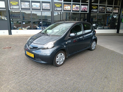 Toyota Aygo 1.0-12V +