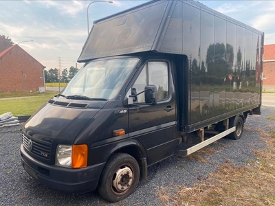 Volkswagen LT 46 met meubelbak en lift