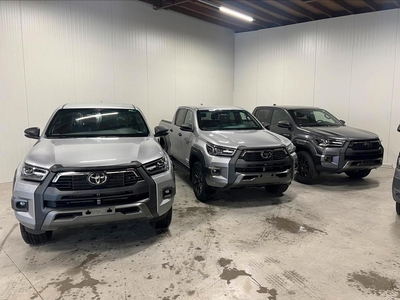 TOYOTA HILUX INVINCIBLE 2.8 D4D AUTOMAAT 2023 10KM NIEUW