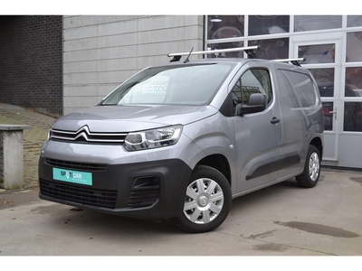 Citroen Berlingo 3 plaatsen + airco, benzinewagen