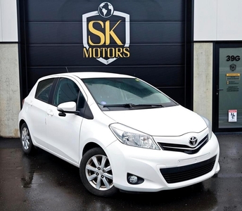 Toyota Yaris 1.3i LEZ 2030 Carplay Airco PDC 12M Garantie