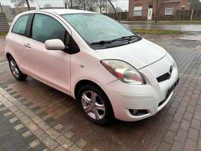 TOYOTA YARIS AIRCO REKEURT VOOR VERKOOP