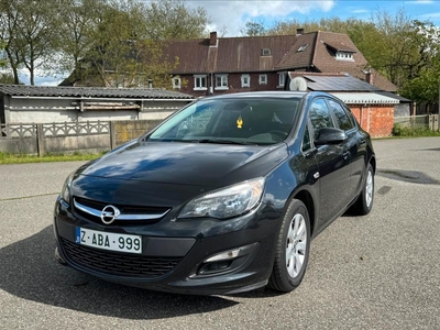 Opel Astra 1.4i 2014 Weinig km OHB | Airco | Bluetooth