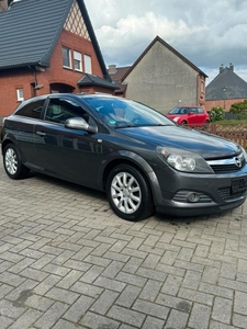 Opel Astra GTC 1.6 benzine heel proper al gekeurd