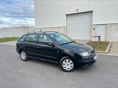 Skoda FABIA 1.2i Benzine ** 1 JAAR GARANTIE ** !!