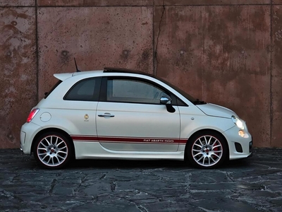 Fiat Abarth 695 50th Anniversary nummer 13/299 Limited