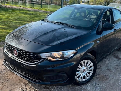 FIAT TIPO | 2017 | 1.4 BENZINE | 59.000 KM | AIRCO | GEKEURD