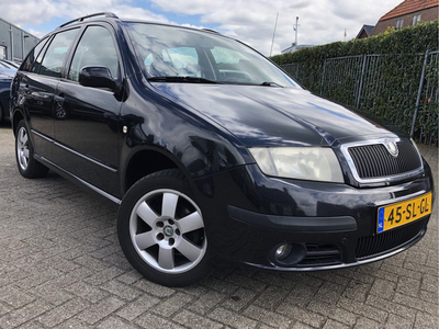 Škoda Fabia Combi 1.4-16V Equipe plus Airco