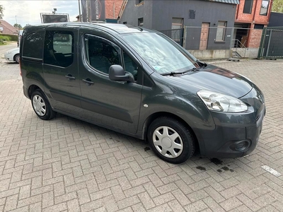 Peugeot partner 1.6hdi 90pk