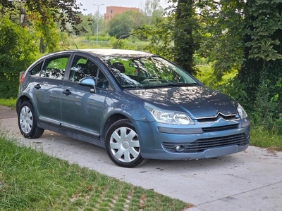 Citroen c4 benzine 5deurs, 148.700km zeer proper