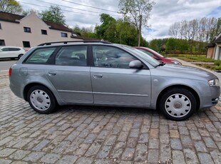 Audi A4 avant(2006)