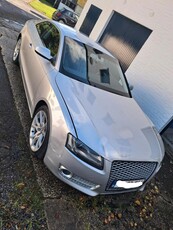 Audi a5 2009 2 l tdi 230km 4800e.