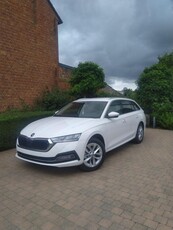 SKODA OCTAVIA BREAK 1500 ETECH mild hybride