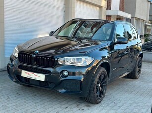 BMW X5 3.0dAS x-Drive M-pakket / ACC Pano HUD V8 Sound Apple