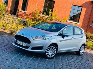 Ford Fiesta 1.5 TDCİ Duratec **Euro6B**Nieuwe staat**