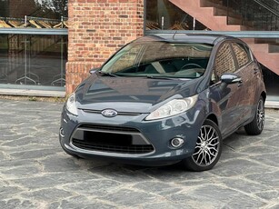 FORD FIESTA 1.6 TDCI*TITANIUM*ZEER PROPERE STAAT!