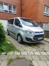 Ford transit custom 9 places