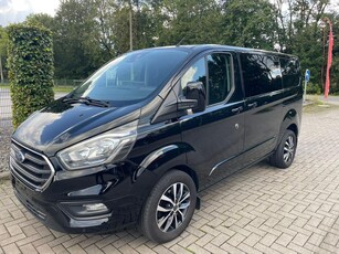 Ford Transit custom dubbel cabine 62dkm Nieuwstraat