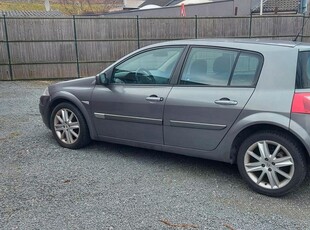 Renault Megane 2004 1.6benz 125.000kms Airco