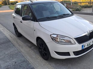 Skoda Fabia 1.2 essence 12/2014 108000 km