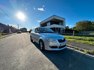 Skoda Fabia benzine klaar voor licentie, uitstekende staat