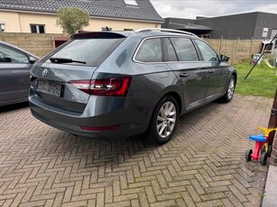 Skoda superb - 1.4TSI - 314 000km - 2017 - proper