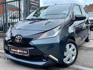 Toyota Aygo 1.0 Essence X Play 2016