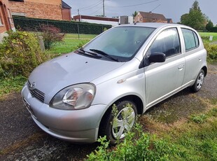 Toyota Yaris 1.0 Benzine 2001