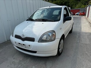 Toyota yaris 1000cc essence 5 portes