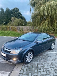 Opel Astra Twintop 150ch