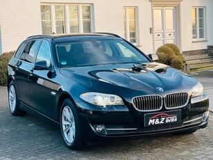 BMW 525d Touring 3.0 D * 155.000 km * heads up * pano dak *