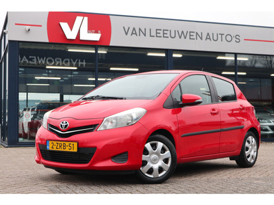 Toyota Yaris 1.0 VVT-i Aspiration | Radio CD | Achteruitrij camera | Airco |