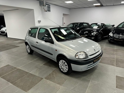 RENAULT CLIO BENZINE