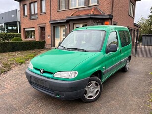 PEUGEOT PARTNER 1.4i BENZINE MET KEURING VOOR VERKOOP !