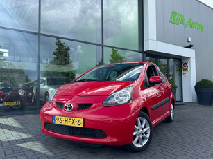 Toyota Aygo 1.0-12V + * 5drs