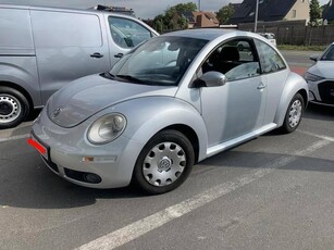 Volkswagen New Beetle Beetle 1.6 //Airconditioning