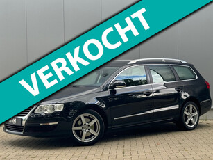 Volkswagen Passat Variant 2.0 FSI Highline - Business - Cruise - Climate - Stoelverwarming - 17 inch LMV - Trekhaak