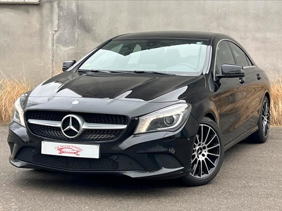 Mercedes Cla180 benzine automaat /2015/xenon/navi