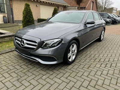 Mercedes E200 d AVANTGARDE CAMERA NAVI LED