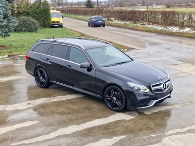 Mercedes E220 CDI *** AMG Special Edition-pakket ***